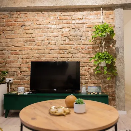 Three Doors Apartments, Kiwi 1+1