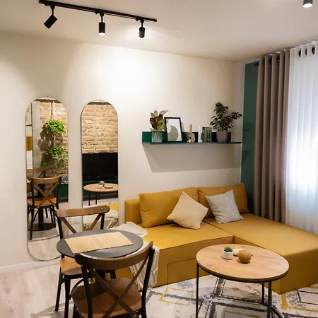 Apartment Three Doors Apartments, Kiwi 1+1 Tirana